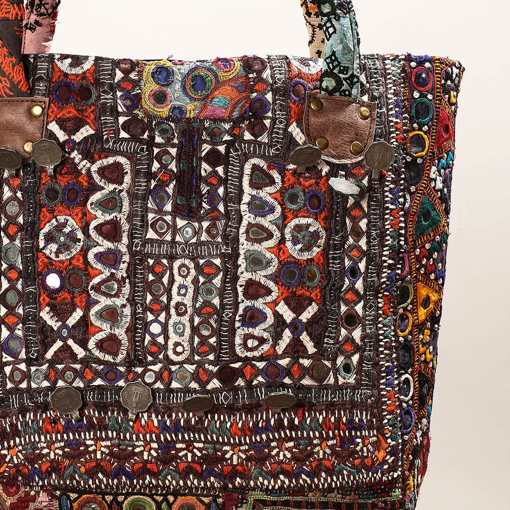 embroidery shoulder bag