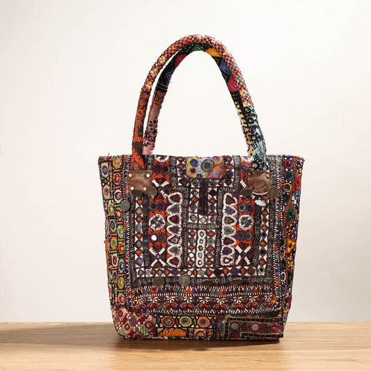 embroidery shoulder bag