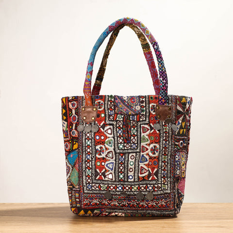 embroidery shoulder bag