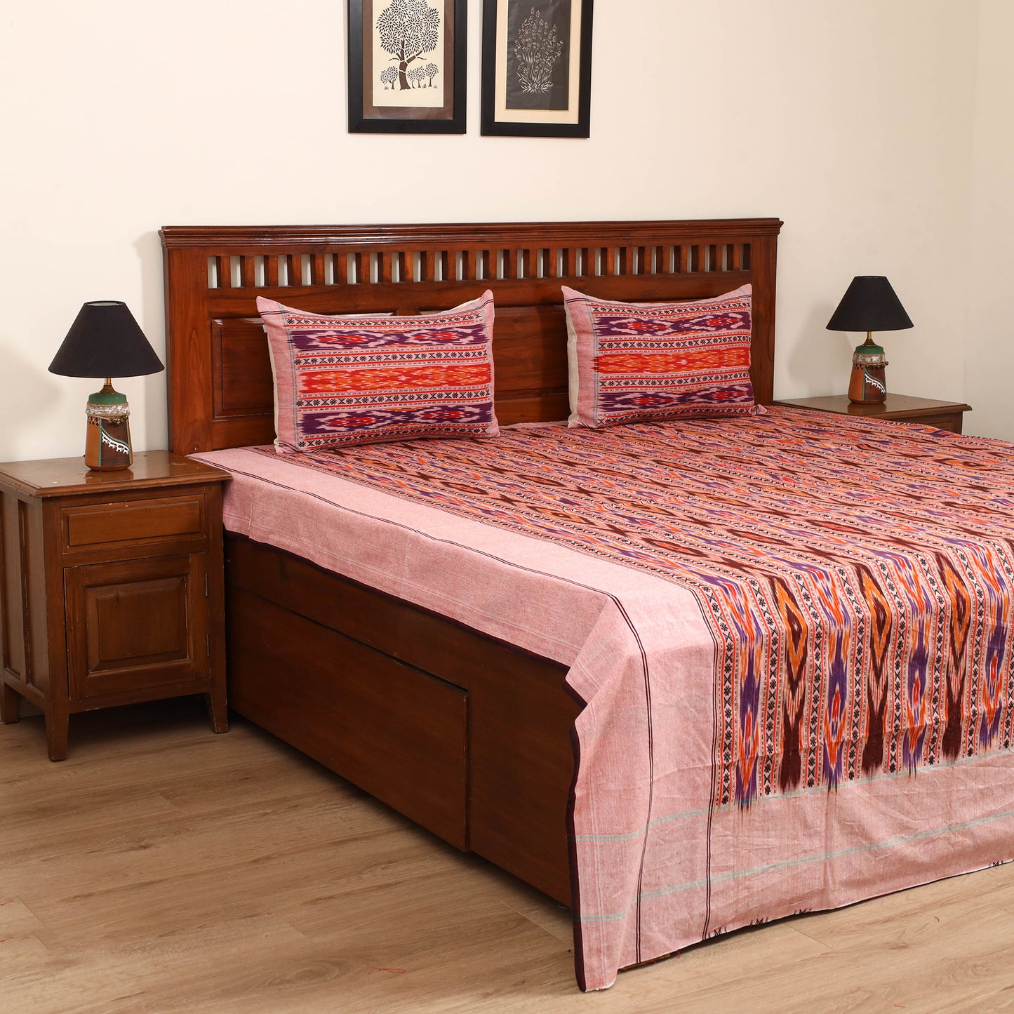 Pochampally Dabi Ikat Cotton Double Bedsheet Set (108 x 90 in) 11