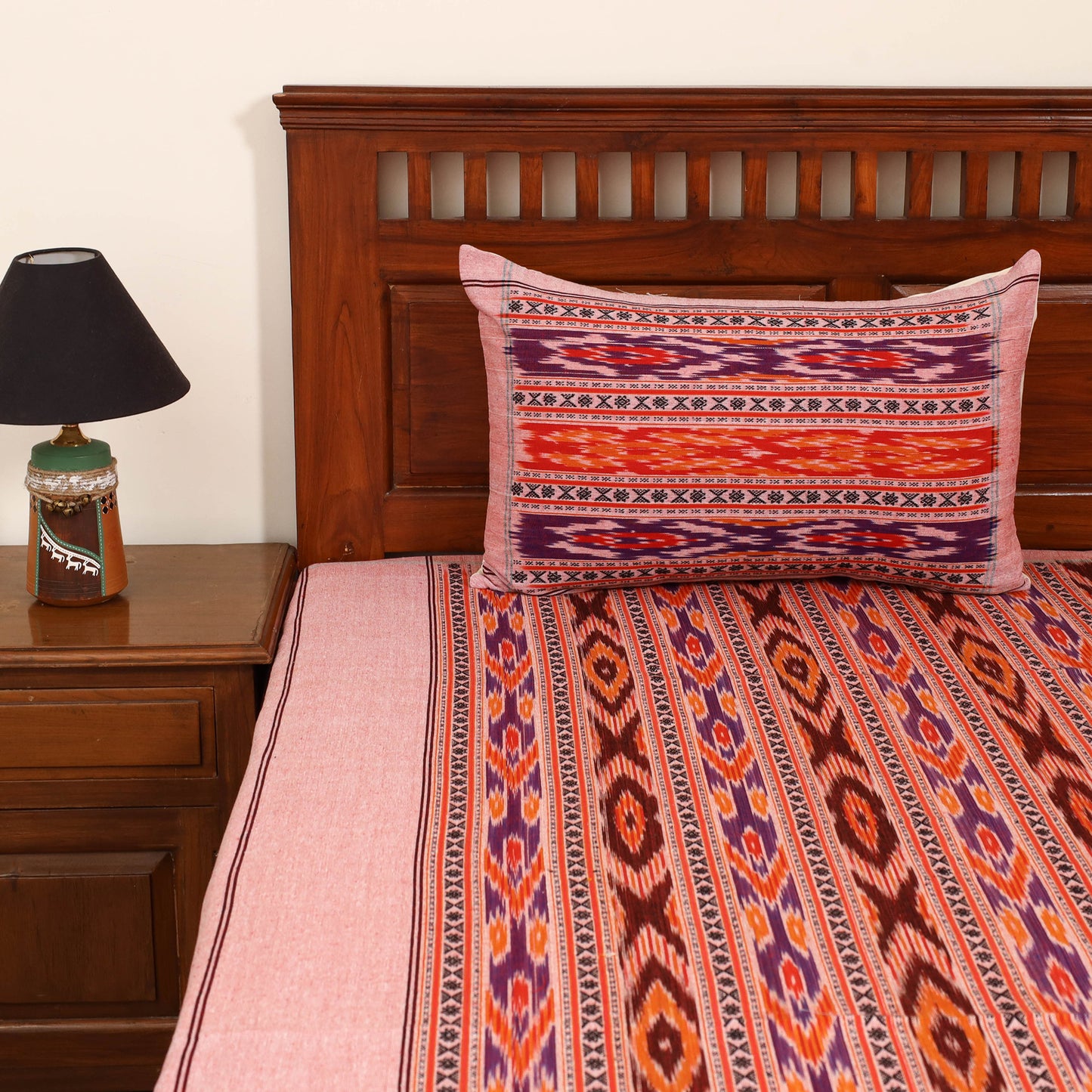 Pochampally Dabi Ikat Cotton Double Bedsheet Set (108 x 90 in) 11