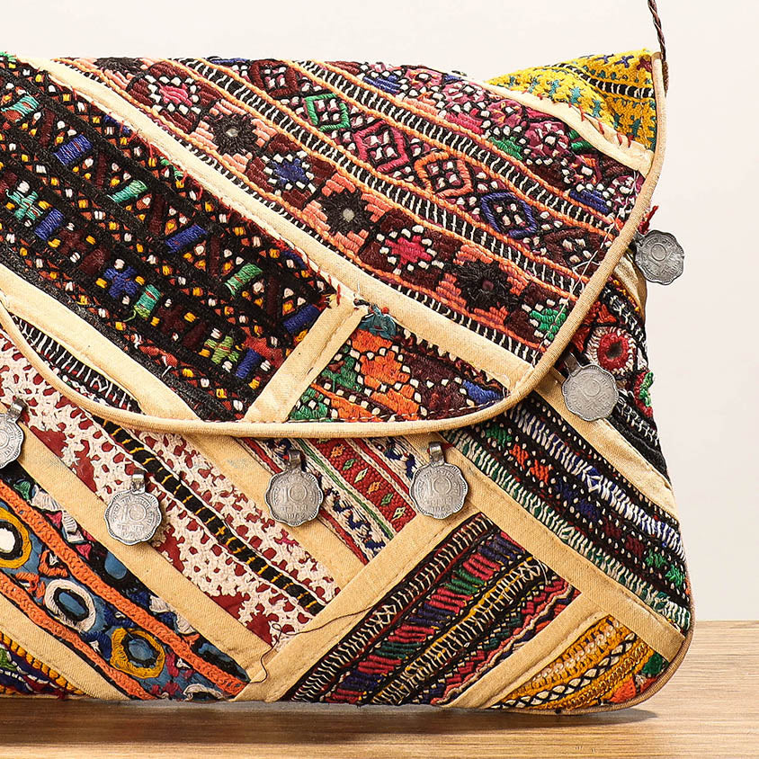 banjara sling bag