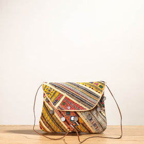  Banjara Vintage Embroidery Mirror & Coin Work Sling Bag Online at iTokri.com 
