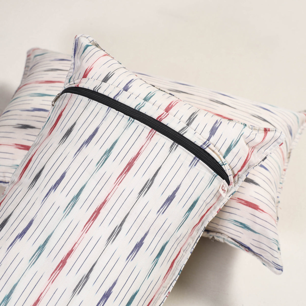White - pochampally ikat pillow covers (set of 2) 108
