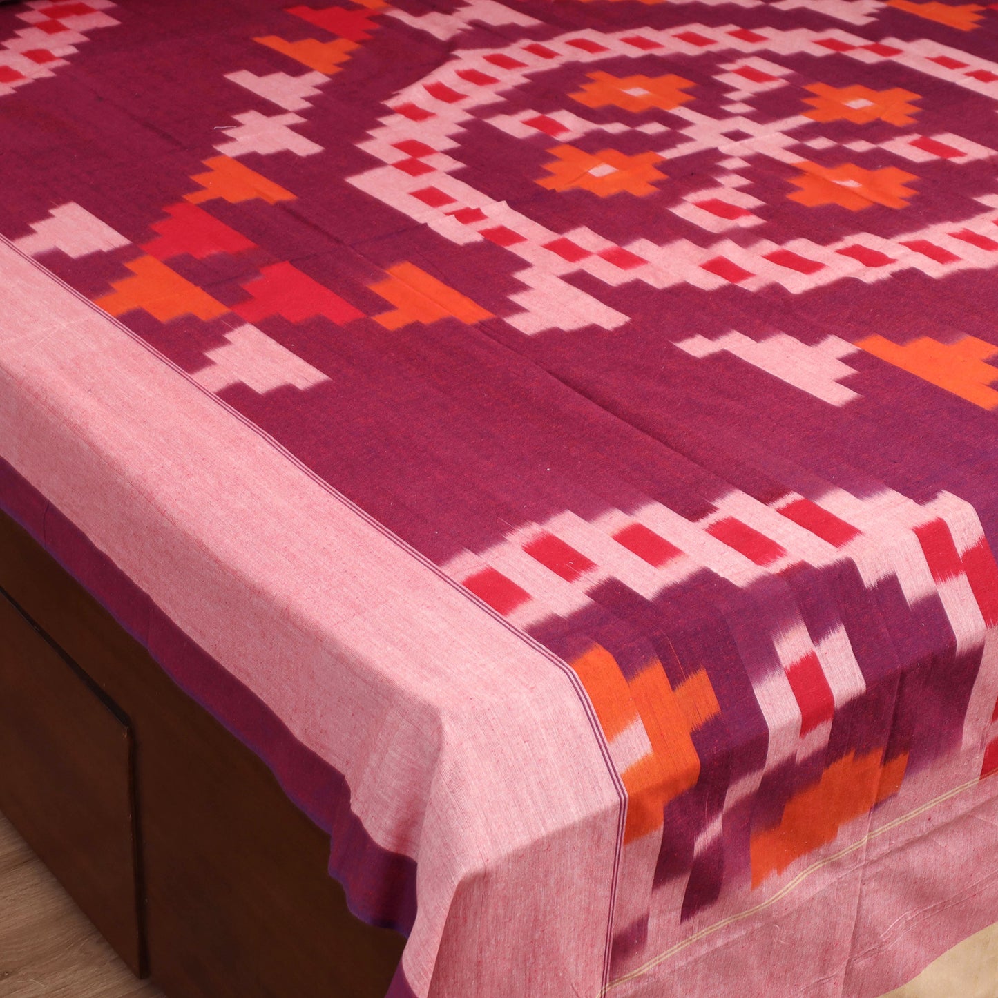 Pochampally Ikat Cotton Double Bedsheet Set (108 x 90 in) 18