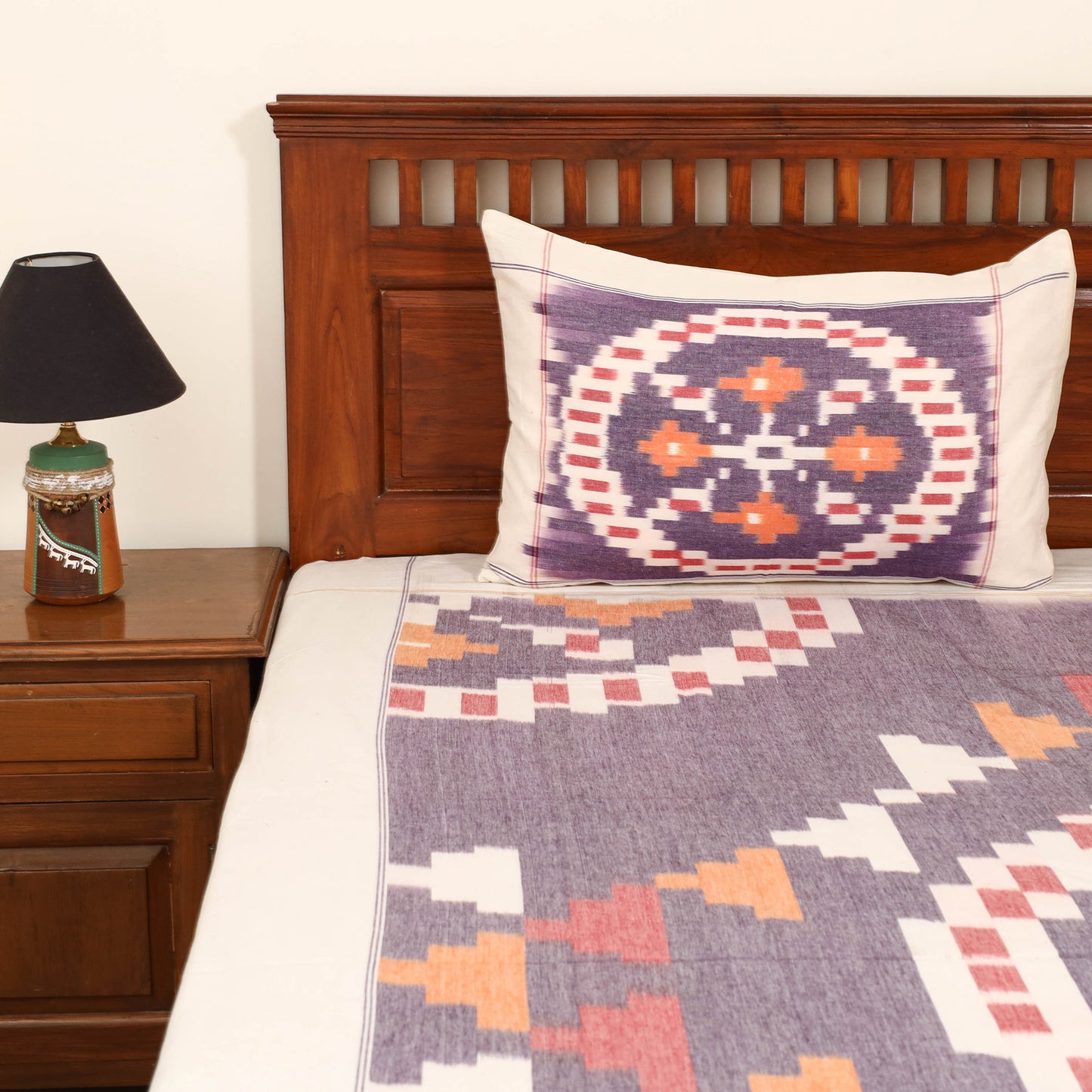 Pochampally Ikat Cotton Double Bedsheet Set (108 x 90 in) 22