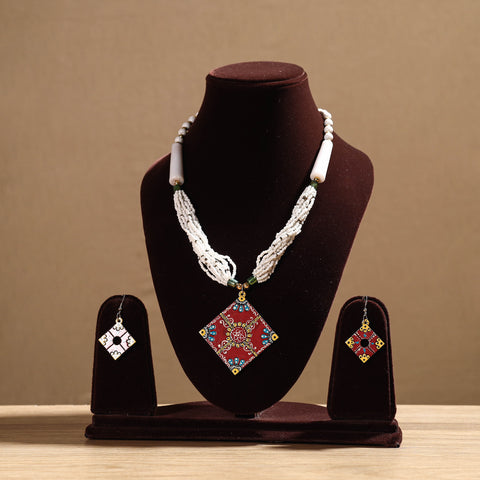 tikuli art handpainted necklace set