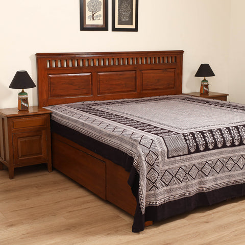 Bagh Hand Block Print Cotton Double Bedsheet (108 x 90 in) 01
