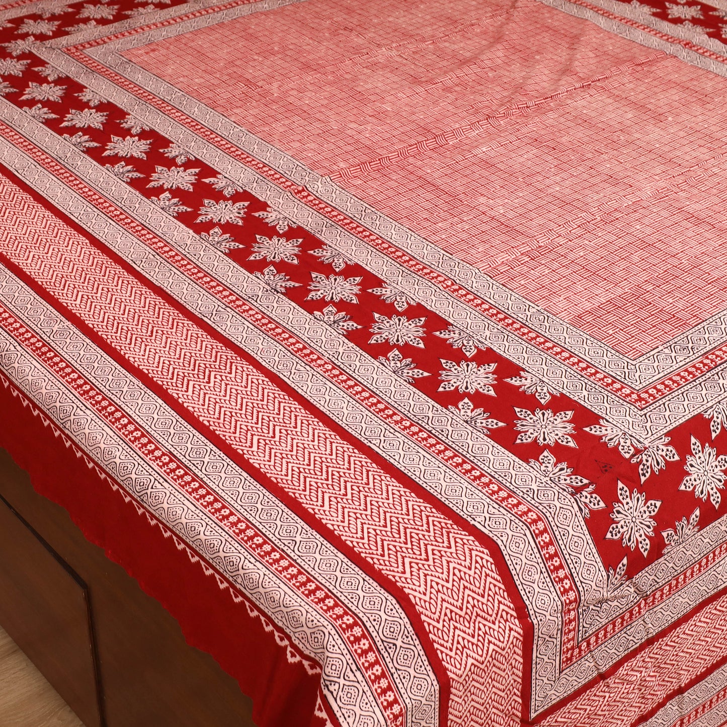 Bagh Hand Block Print Cotton Double Bedsheet (108 x 90 in) 02