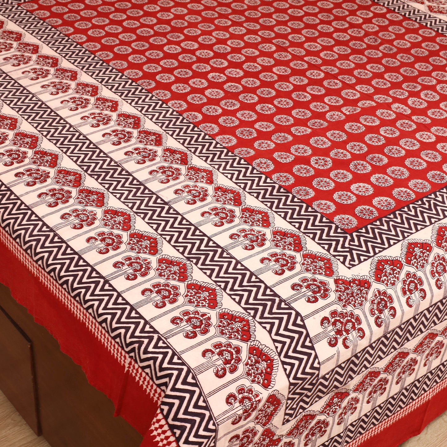 Bagh Hand Block Print Cotton Double Bedsheet (108 x 90 in) 03