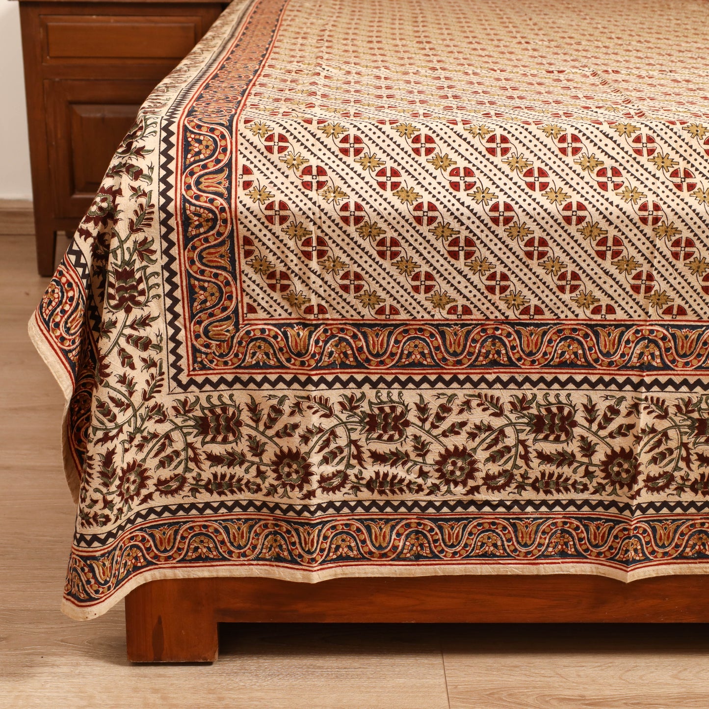 Pedana Hand Block Kalamkari Print Single Bedsheet (90 x 60 in) 15