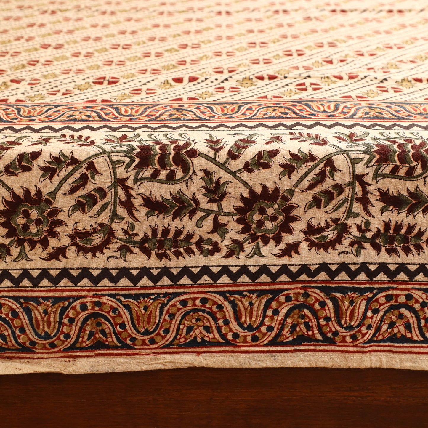 Pedana Hand Block Kalamkari Print Single Bedsheet (90 x 60 in) 15