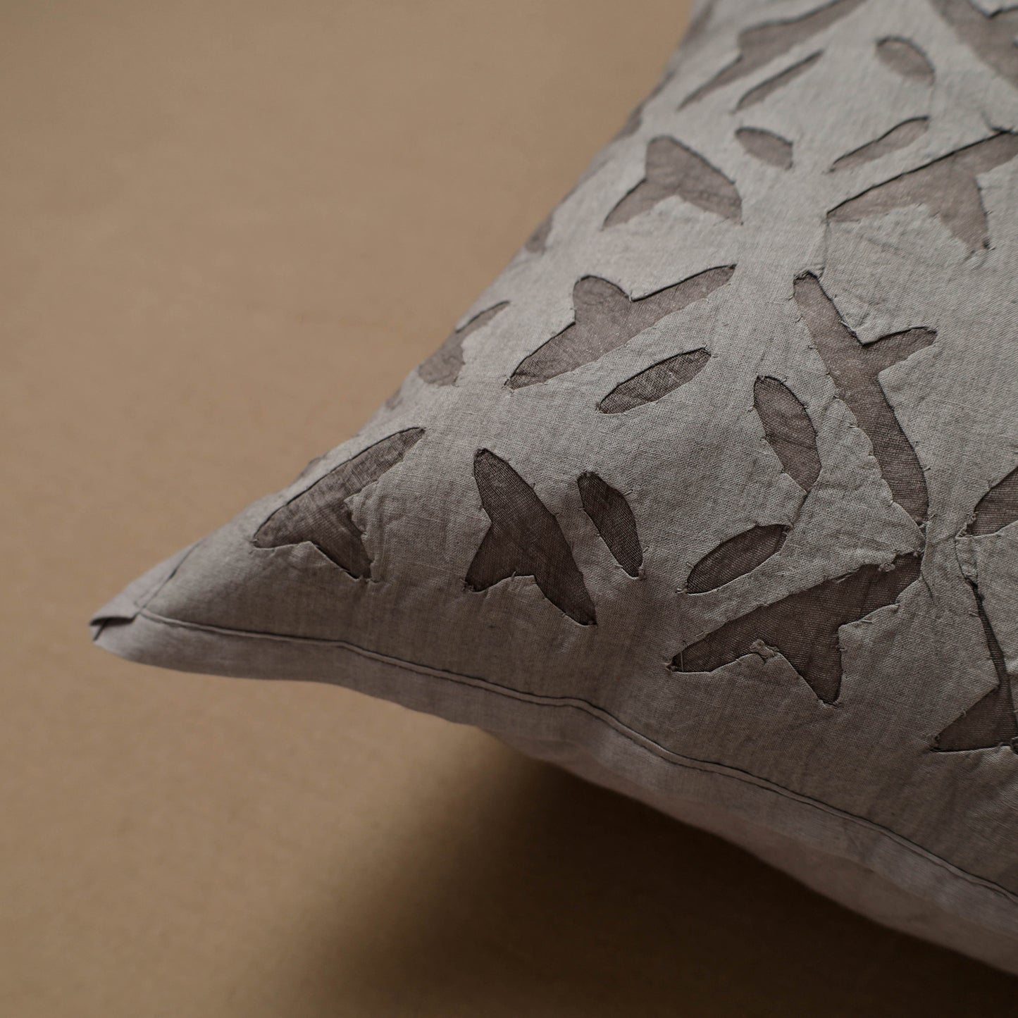 Barmer Applique Cutwork Cushion Cover (16 x 16 in) 26