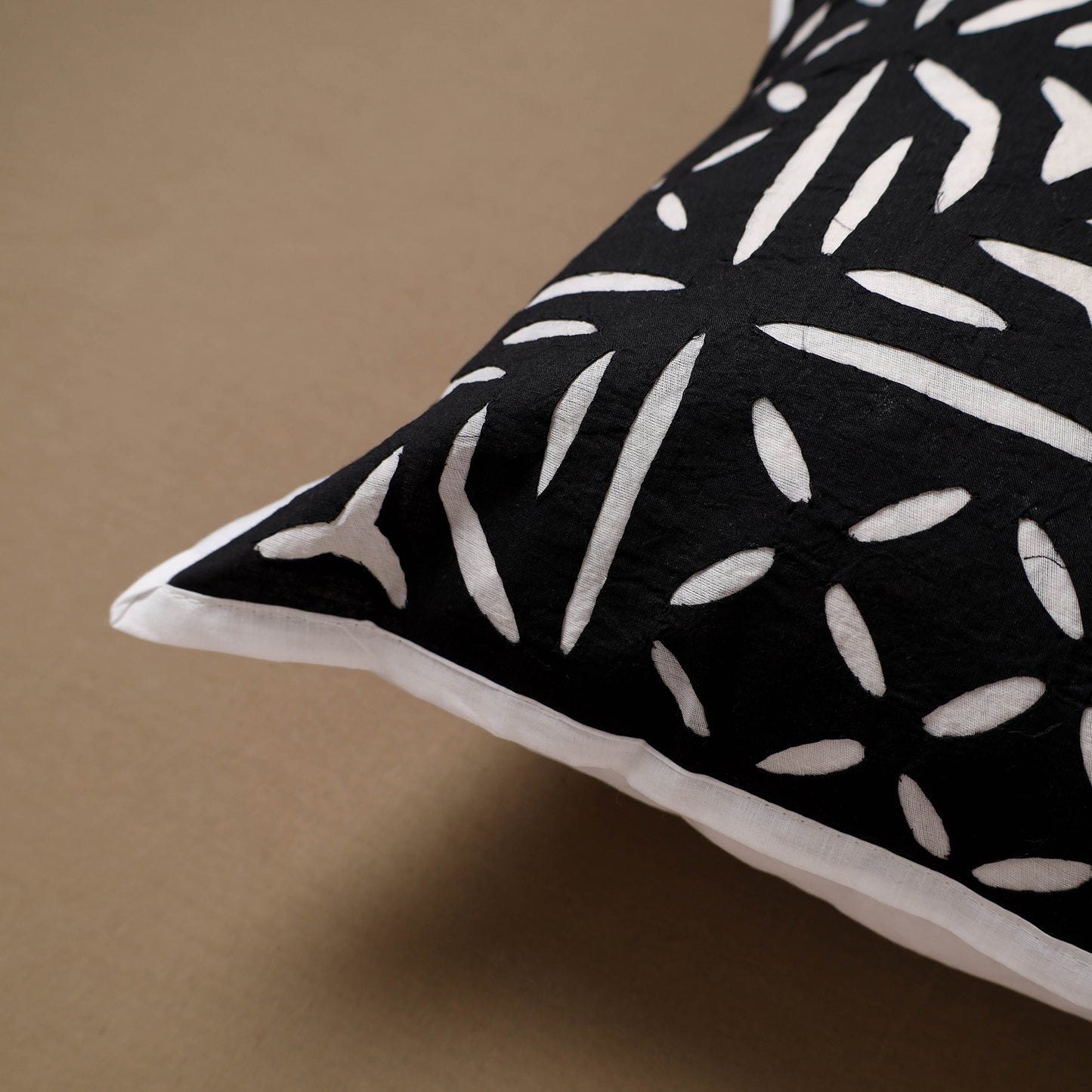 Barmer Applique Cutwork Cushion Cover (16 x 16 in) 24