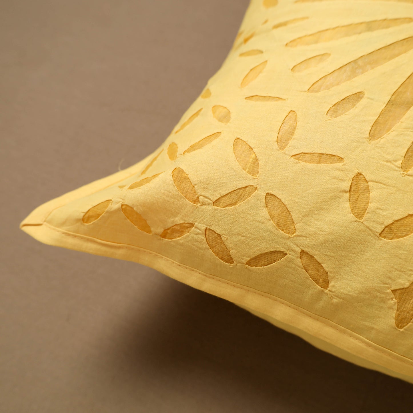 Barmer Applique Cutwork Cushion Cover (16 x 16 in) 21