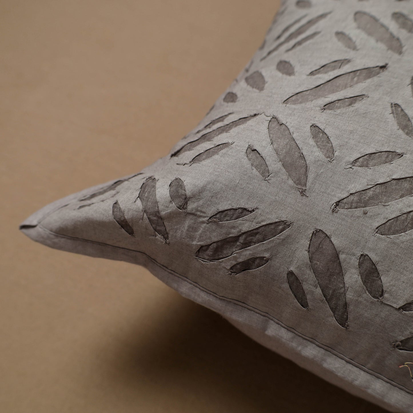 Barmer Applique Cutwork Cushion Cover (16 x 16 in) 19