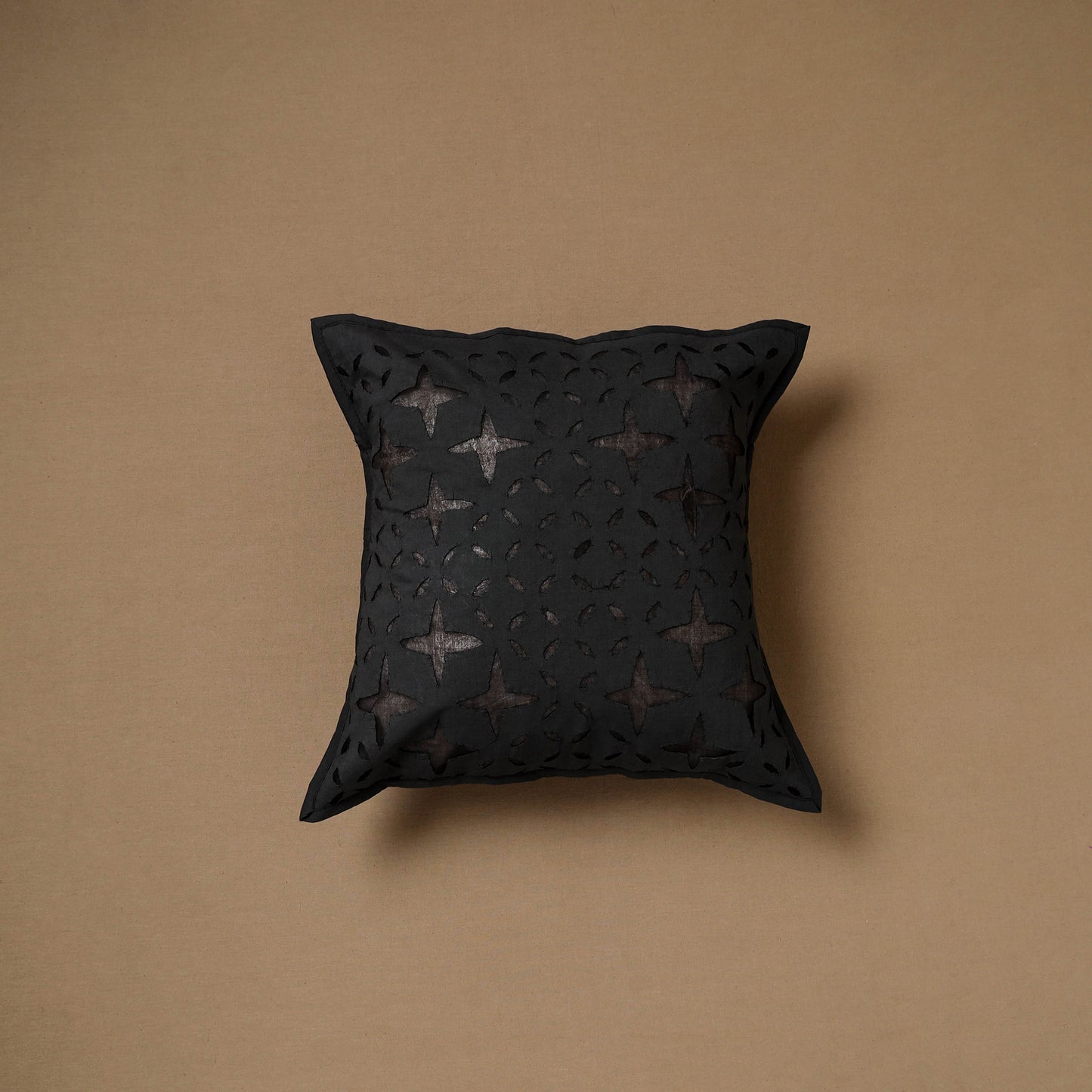 Barmer Applique Cutwork Cushion Cover (16 x 16 in) 08