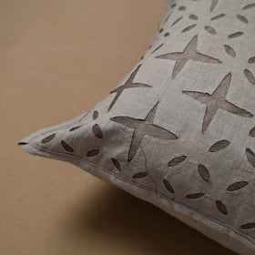 Barmer Applique Cutwork Cushion Cover (16 x 16 in) 05