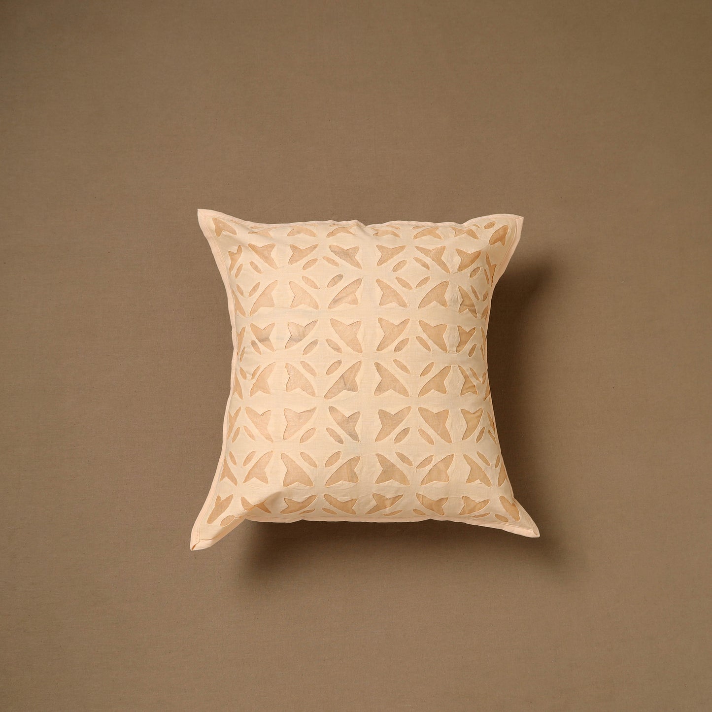 Barmer Applique Cutwork Cushion Cover (16 x 16 in) 04