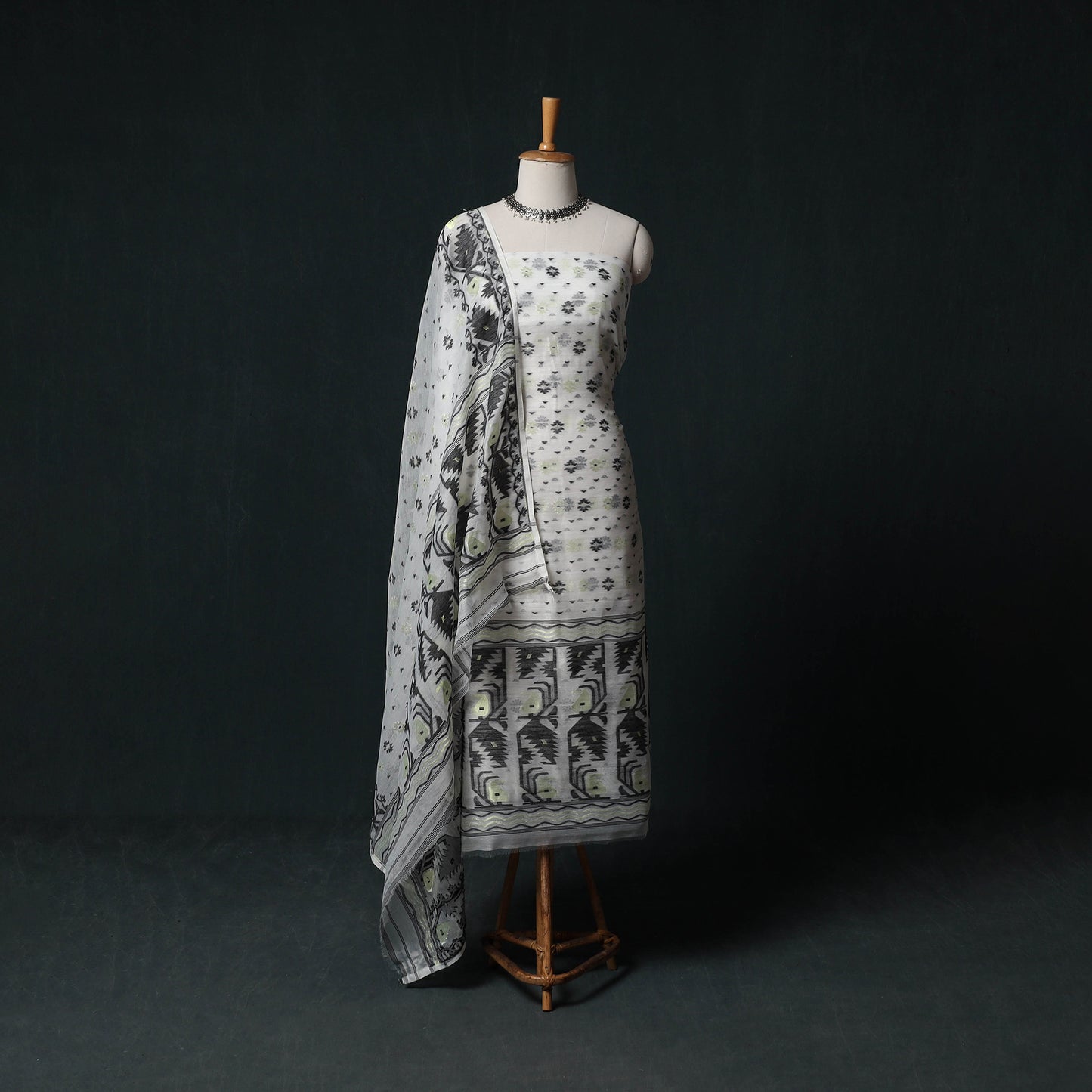 Phulia Jamdani Silk Cotton 2pc Unstitched Dress Material Kurta Set 27