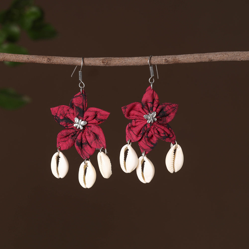 Savi Fabart Phool Kali Shell Earrings