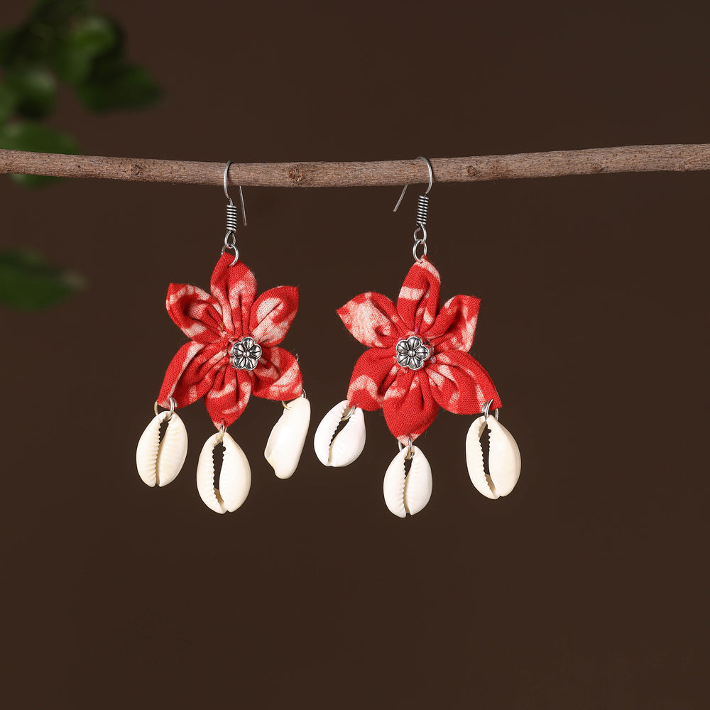 Zeenat Fabart Phool Kali Shell Earrings