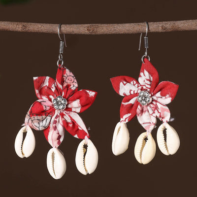 Anayza Fabart Phool Kali Shell Earrings