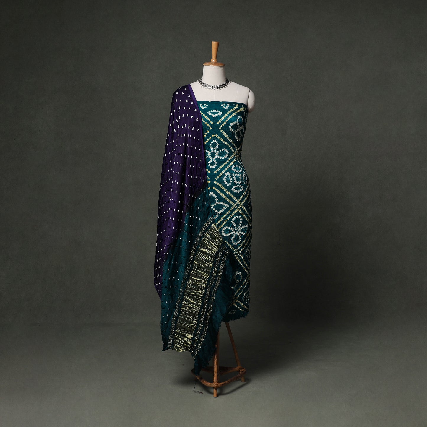 Kutch Bandhani Tie-Dye Modal Silk Unstitched Dress Material Suit Set 09