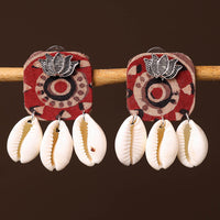 Somya Handcrafted GS & Shell Work Fabart Earrings