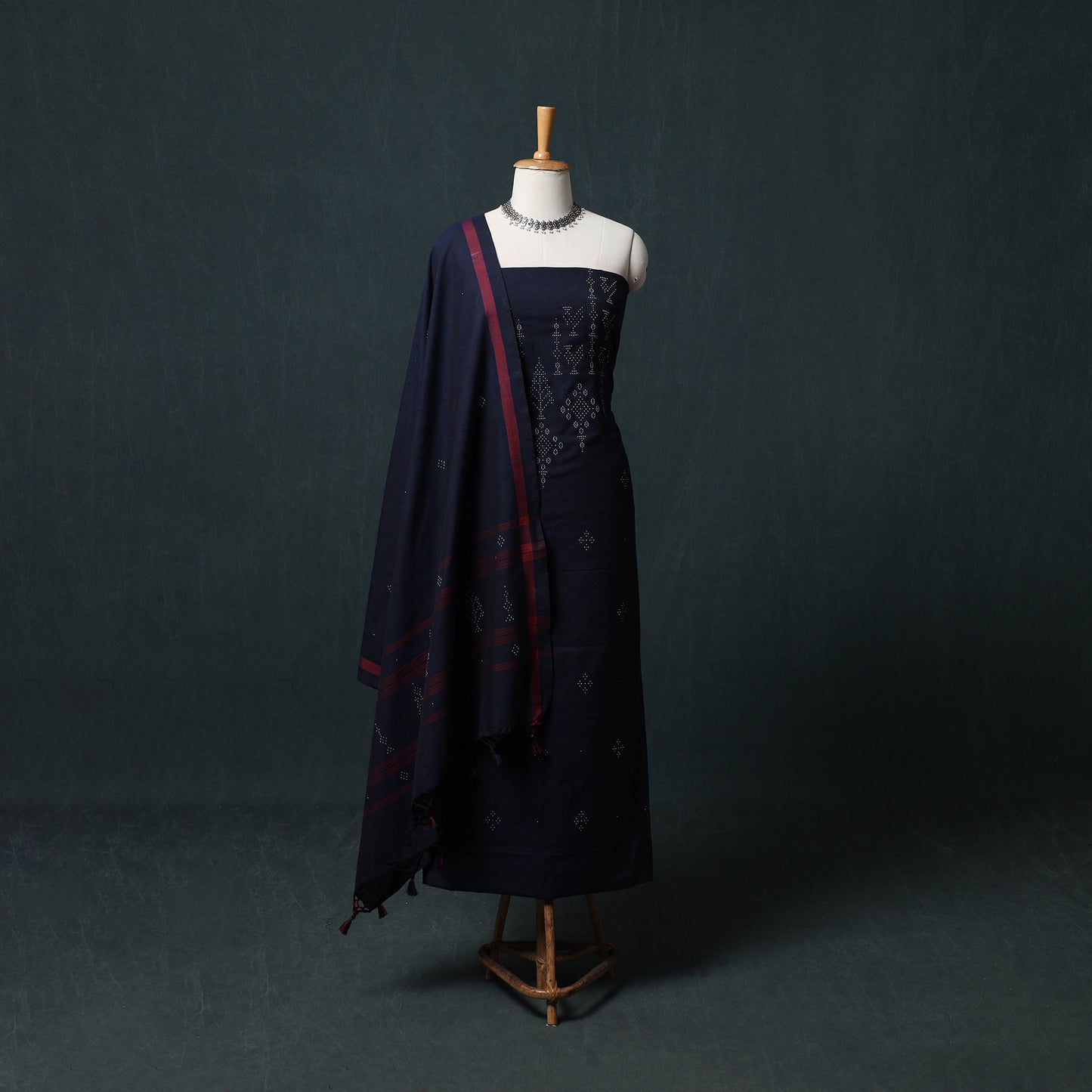 Handwoven Tangaliya Cotton 3pc Unstitched Dress Material Suit Set 02