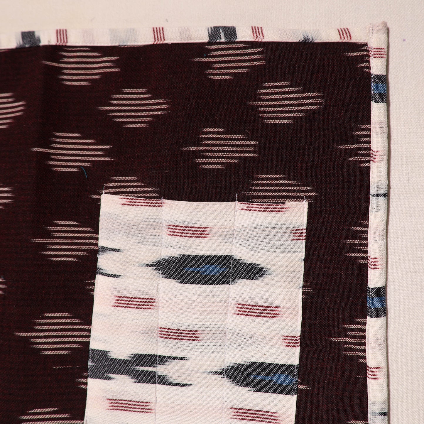 Handcrafted Ikat Table Mat With Pocket 08