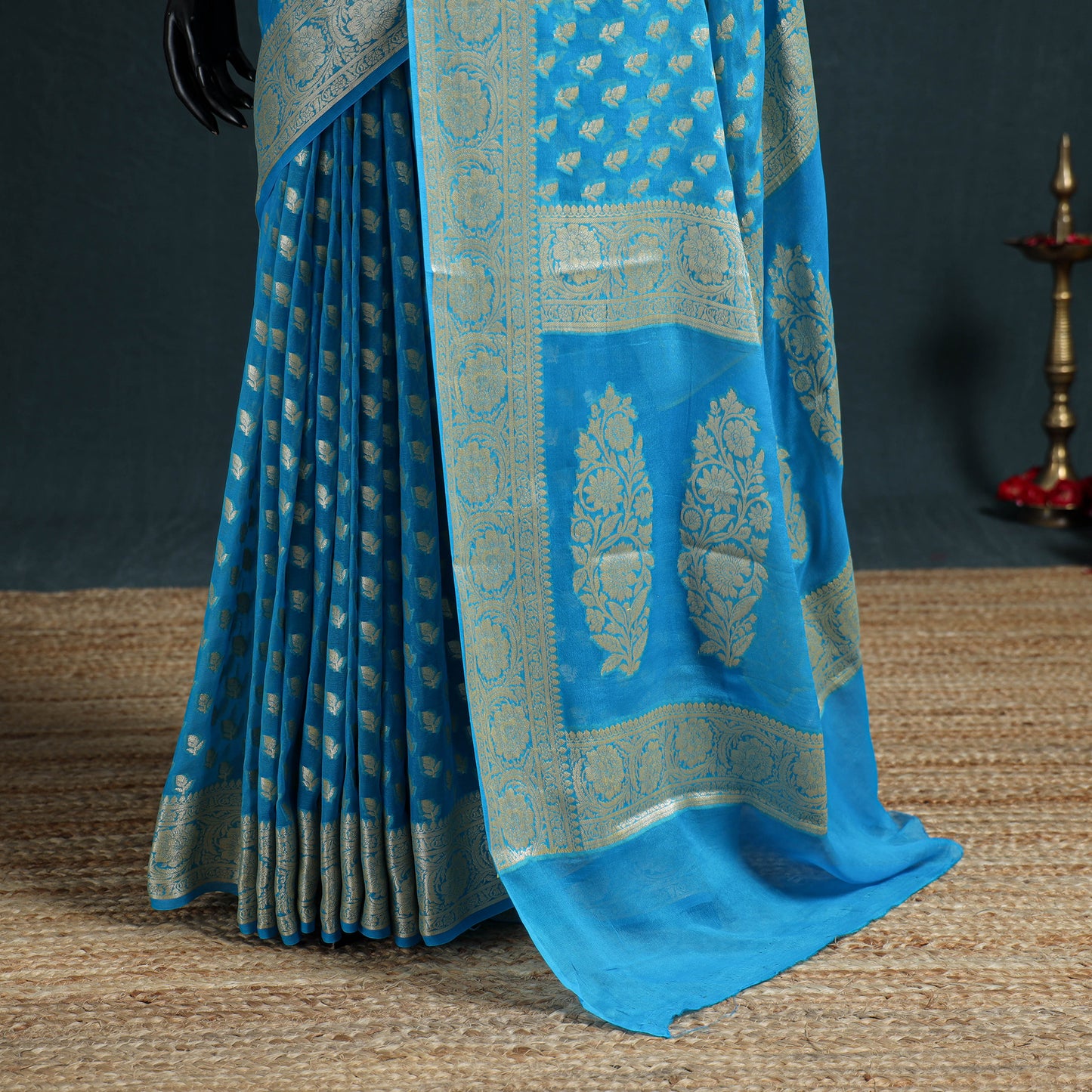 Banarasi Pure Handwoven Georgette Zari Work Saree 02
