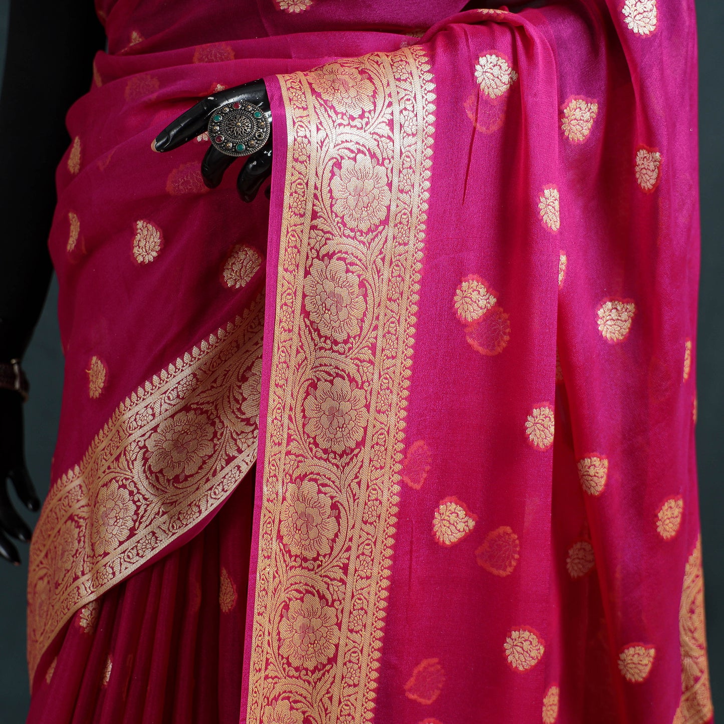 Banarasi Pure Handwoven Georgette Zari Work Saree 04