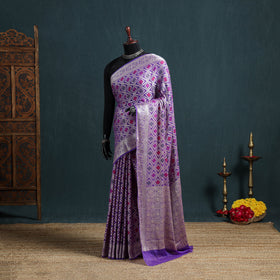 Banarasi Pure Handwoven Georgette Meena Buti Zari Jaal Work Saree 06