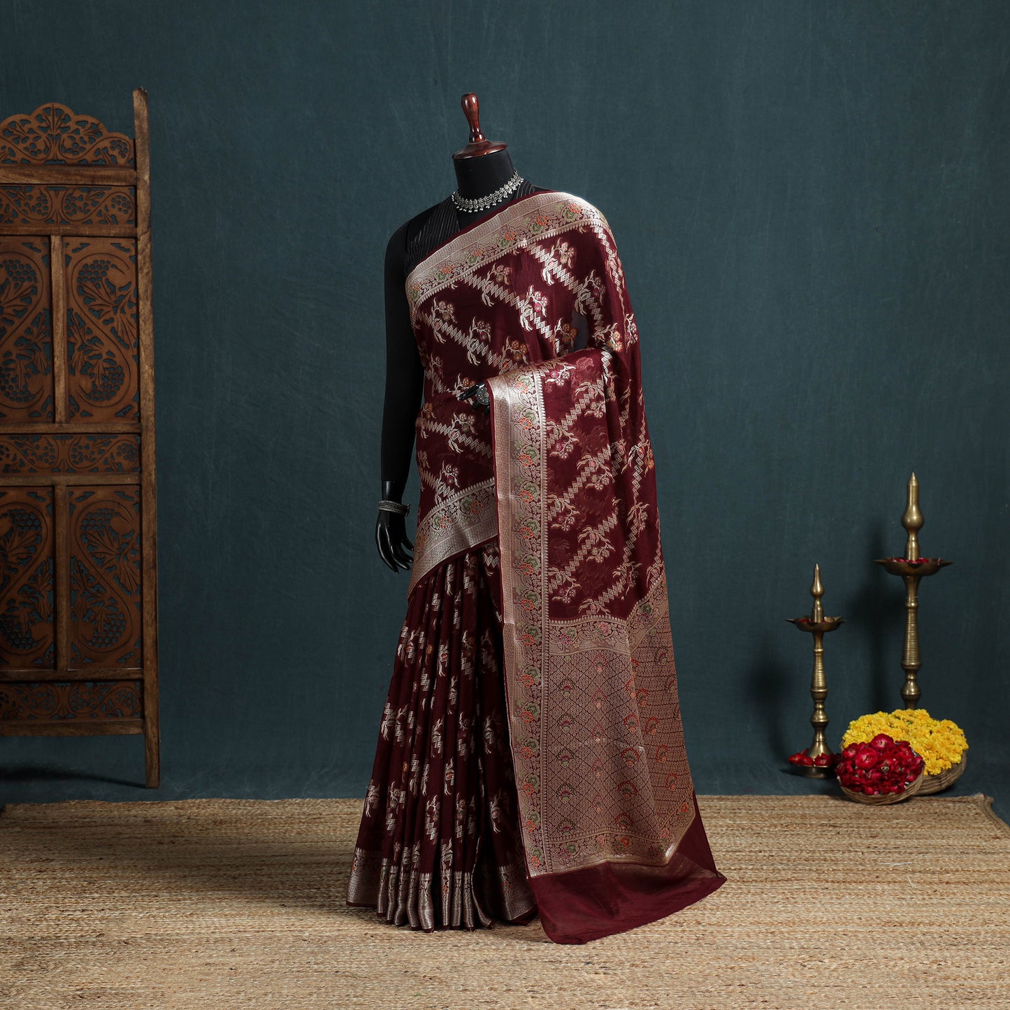 Banarasi Pure Handwoven Georgette Meena Buti Zari Jaal Work Saree 13