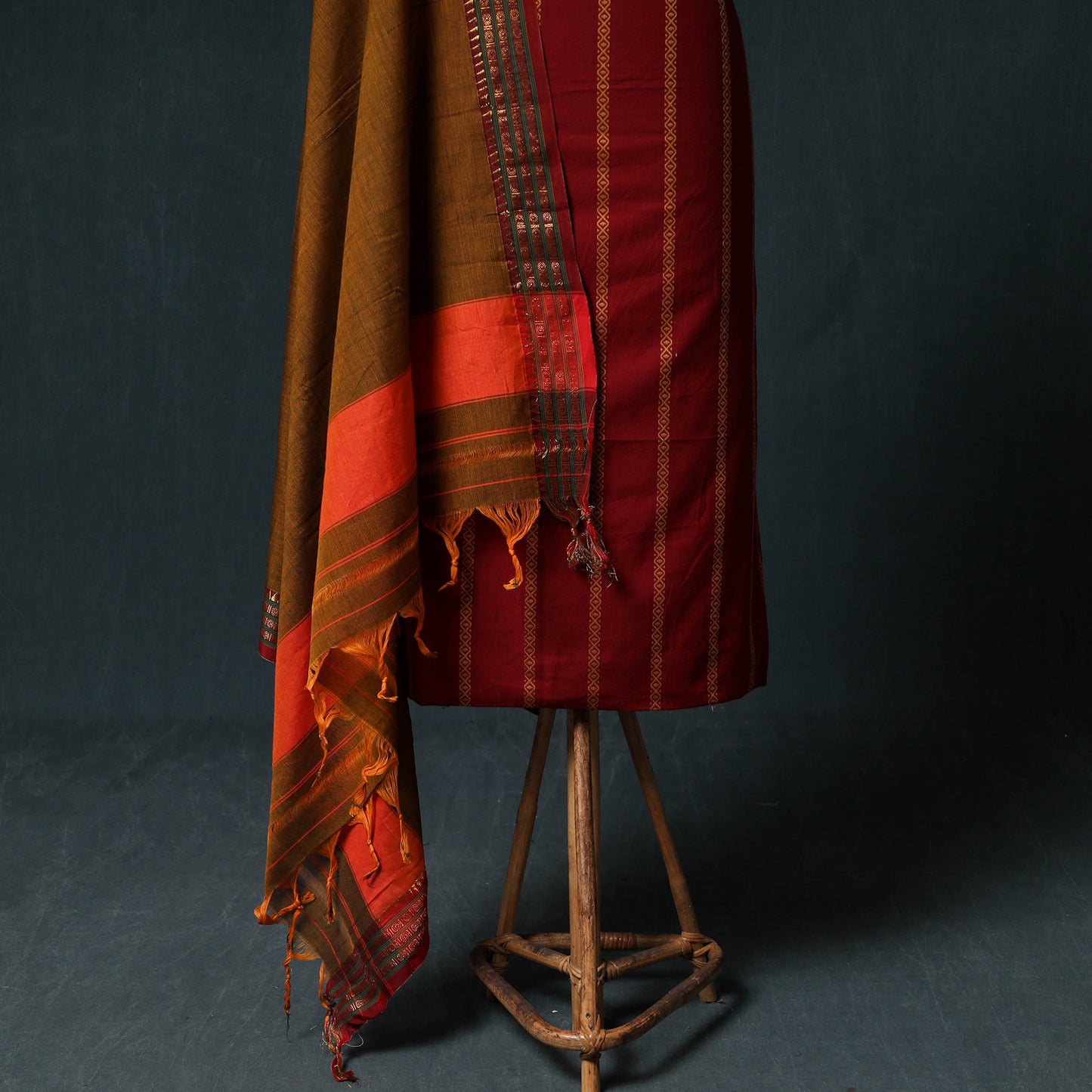 Jacquard Cotton Unstitched Dress Material: Kurta & Dupatta with Earrings 05