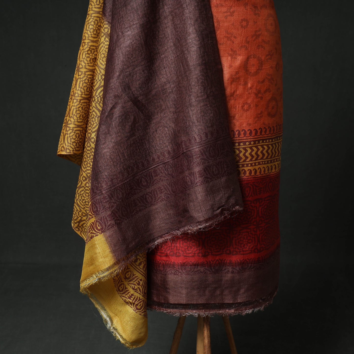 Pure Handloom Tussar Silk Hand Batik Print Unstitched Dress Material: Kurta with Dupatta 01