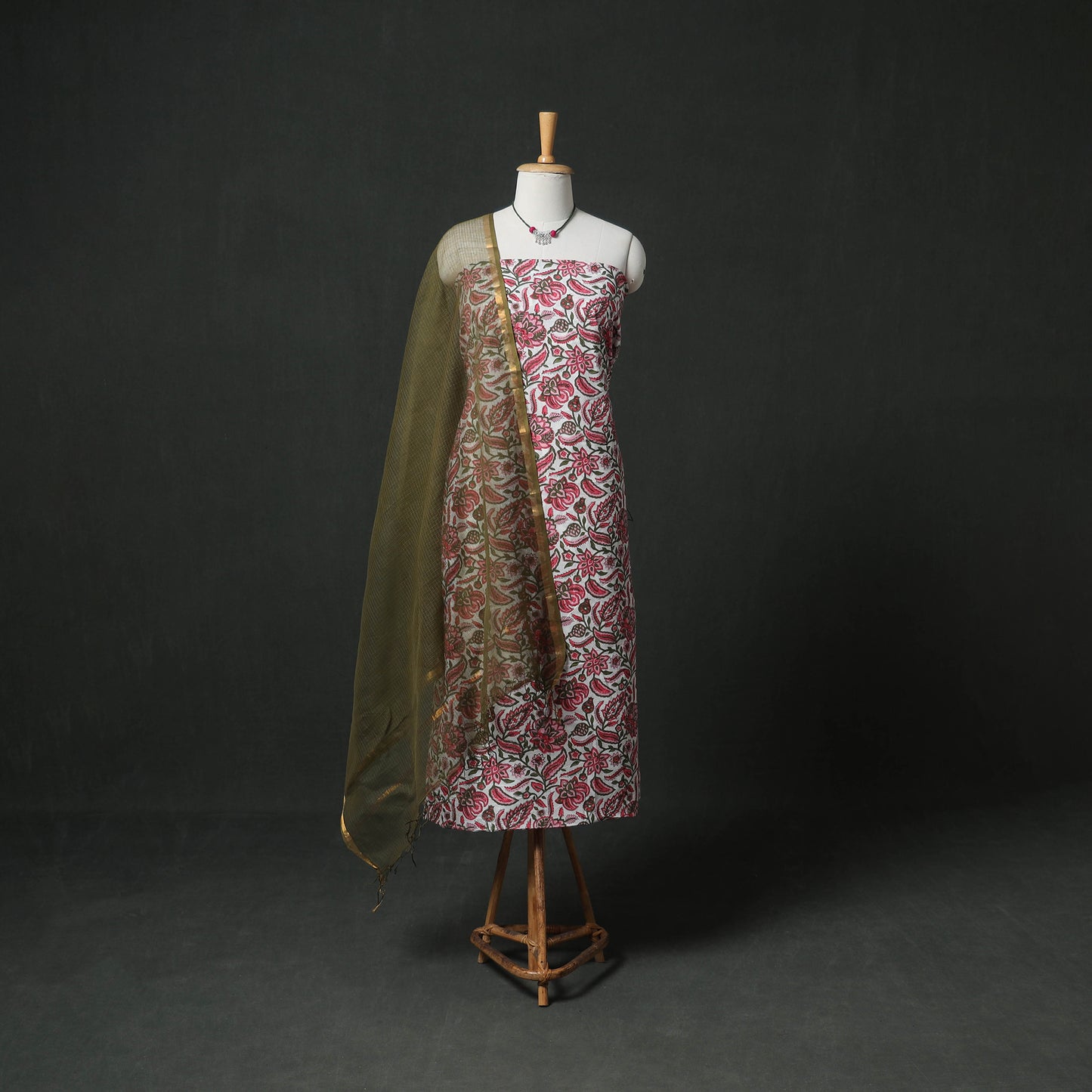 Sanganeri Hand Block Print Cotton 2pc Unstitched Dress Material Kurta Set with Jewellery 04