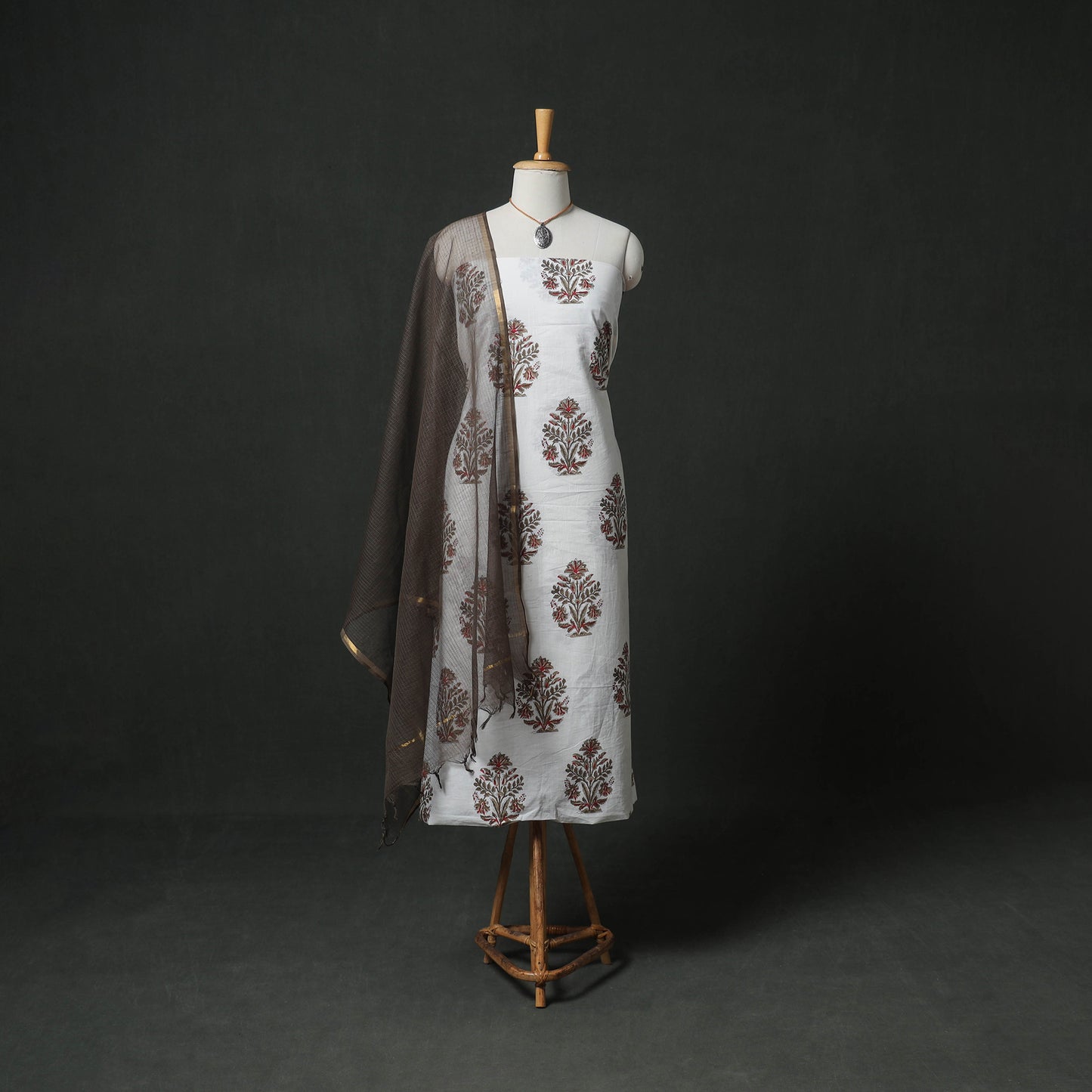 Sanganeri Hand Block Print Cotton 2pc Unstitched Dress Material Kurta Set with Jewellery 14