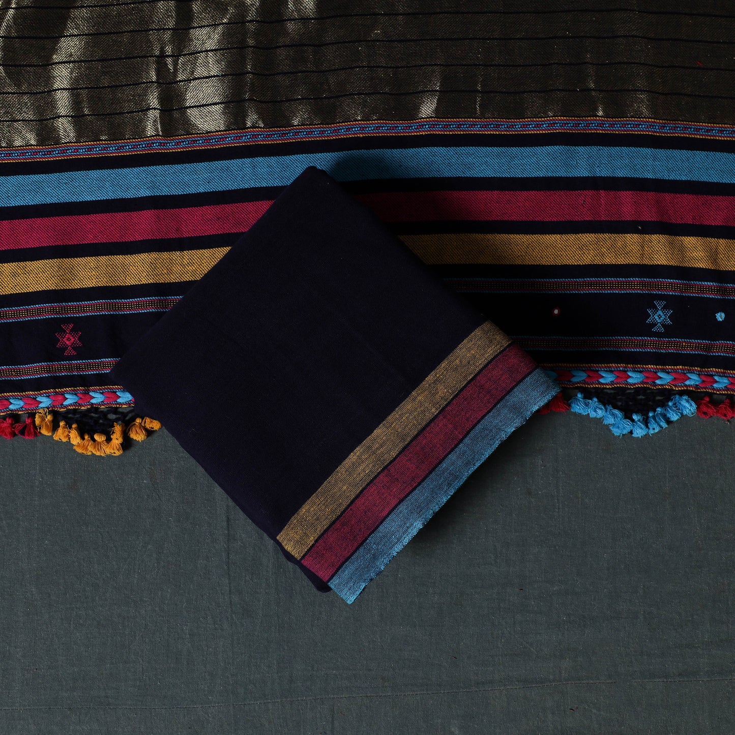 Kutch Bhujodi Handwoven Kala Cotton 3pc Unstitched Dress Material Suit Set 04