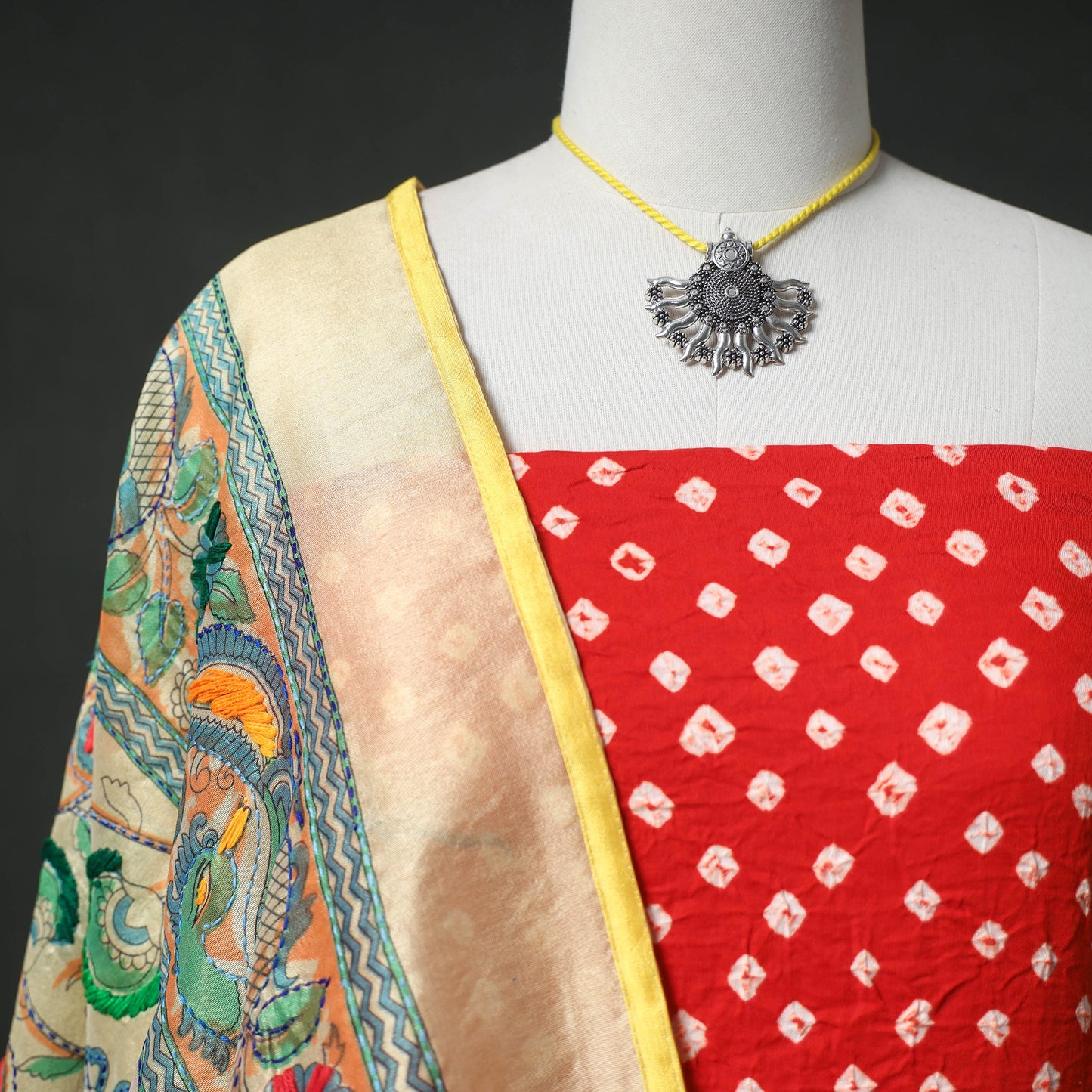 Bandhani Cotton 2pc Unstitched Dress Material Kurta Set with Jewellery 03
