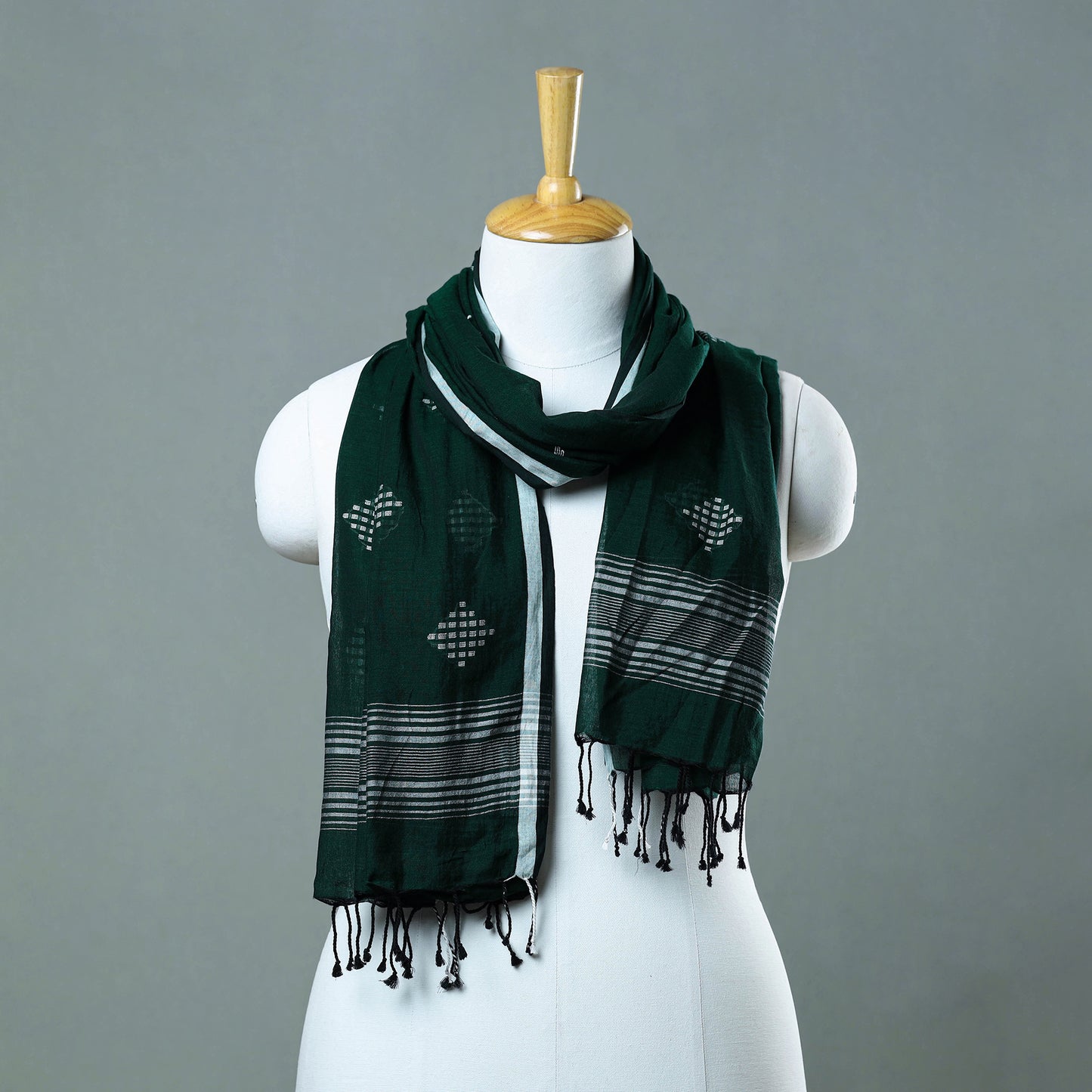 Green - Burdwan Jamdani Cotton Handloom Stole with Tassels 18