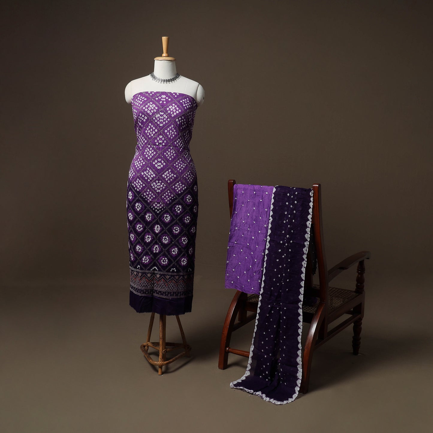 Kutch Bandhani Sequin Work Satin Cotton Unstitched Dress Material: Kurta, Bottom & Dupatta 30