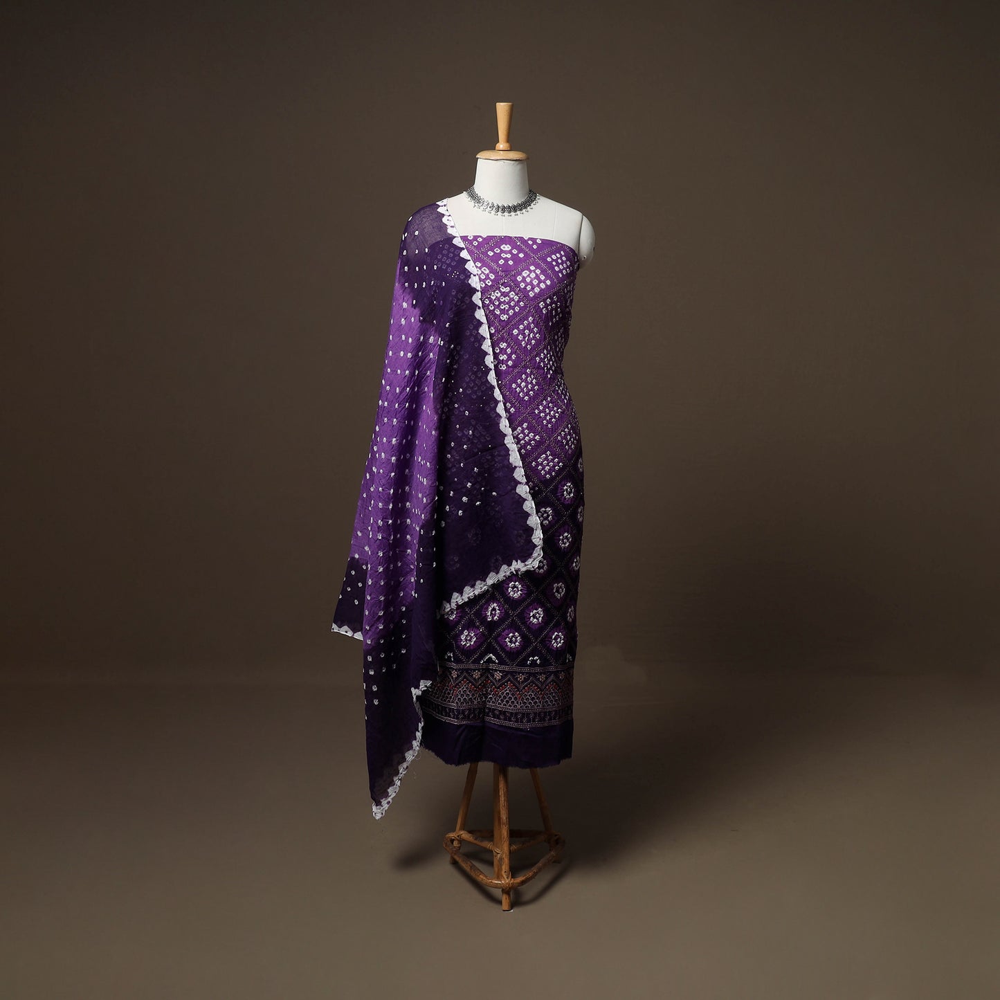 Kutch Bandhani Sequin Work Satin Cotton Unstitched Dress Material: Kurta, Bottom & Dupatta 30