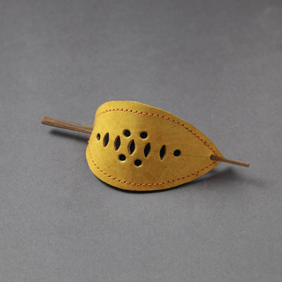 Handcrafted Kutch Leather Hair Pin