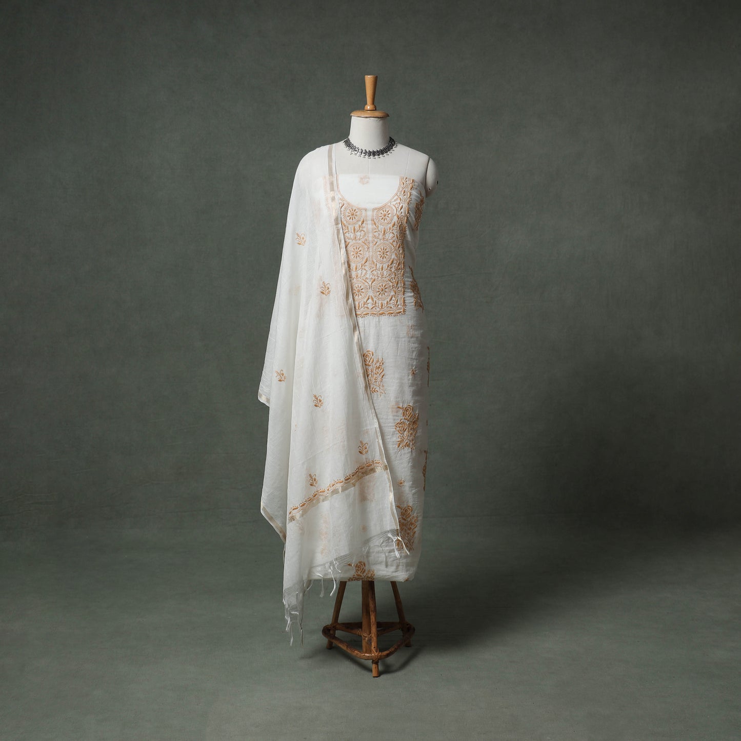 Lucknowi Chikankari Mul Chanderi Unstitched Dress Material: Kurta with Dupatta 14