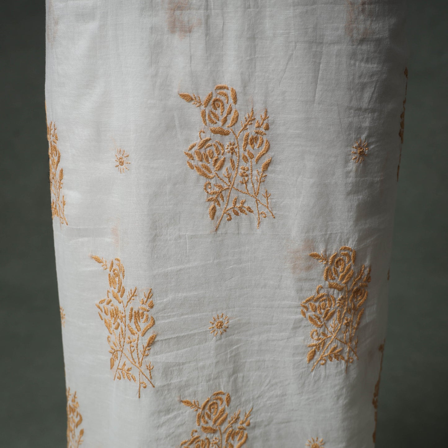 Lucknowi Chikankari Mul Chanderi Unstitched Dress Material: Kurta with Dupatta 14