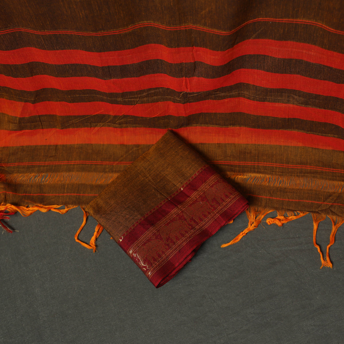 Dharwad Cotton Plain Zari Border Unstitched Dress Material: Kurta, Bottom & Dupatta 02