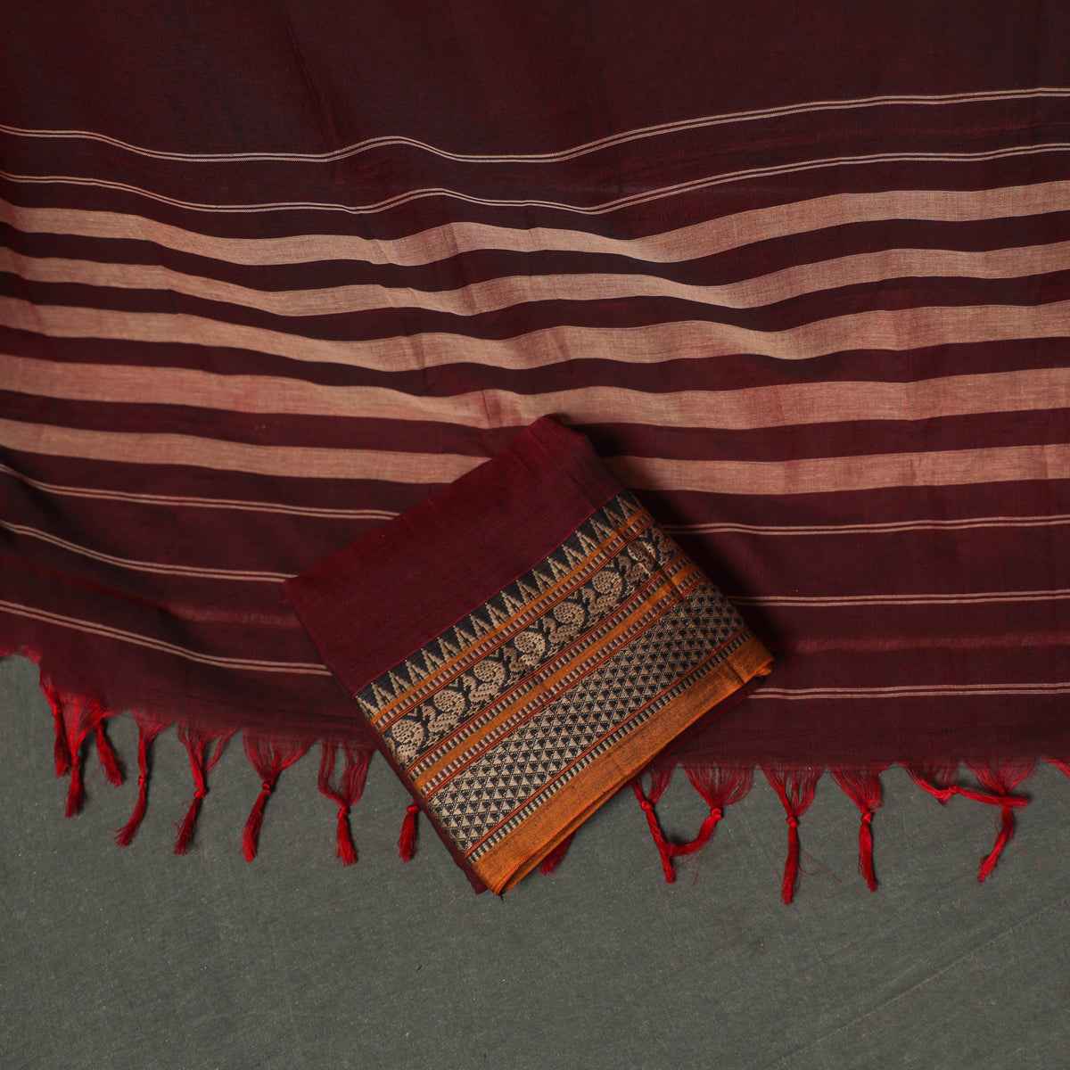 Dharwad Cotton Plain Thread Border Unstitched Dress Material: Kurta, Bottom & Dupatta 14