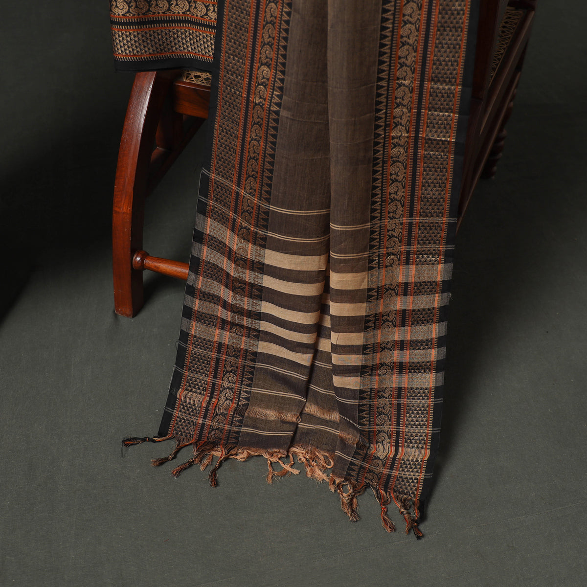 Dharwad Cotton Plain Thread Border Unstitched Dress Material: Kurta, Bottom & Dupatta 16